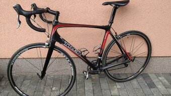 Silniční kolo Trek Madone 5.5