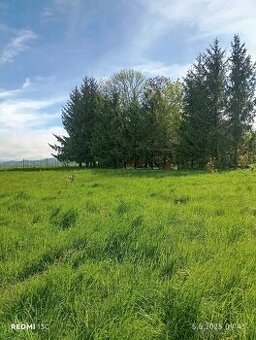 Stavební Pozemek včetně inženýrských sítí a projektu