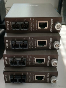 4ks DMC-300SC 10/100to100BaseFX s adaptéry