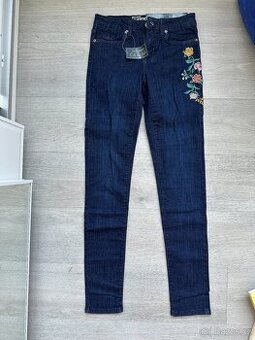 NOVÉ Dámské džíny Skinny fit s vyšívanými květy, vel. 34
