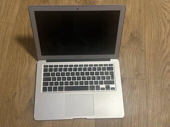Macbook Air 13,3" 2013 I5 1.6Ghz 8 GB / 512 GB SSD CZ kláve
