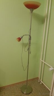Prodám stojací lampu