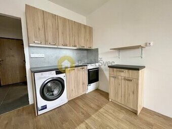 Pronájem nově rekonstruované garsonky, 32 m2/sklep, Strakoni