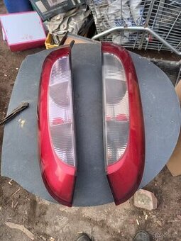 Opel corsa c zad.svetla