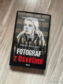 Kniha Fotograf z Osvětimi