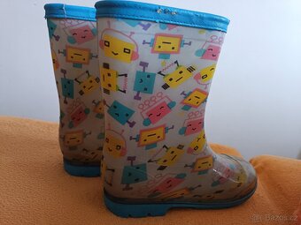 Dětské "spongbobove" holínky 36