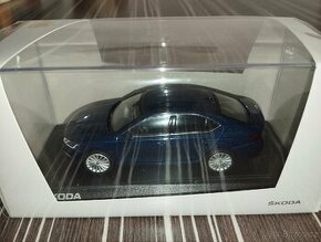 Škoda Octavia IV 1:43 Norev