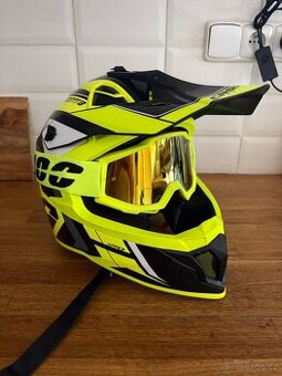 Dětská moto helma