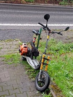 Nitro scooter benzín