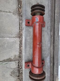 Hřídel na okružní pilu