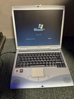 Fujitsu Amilo M-6500