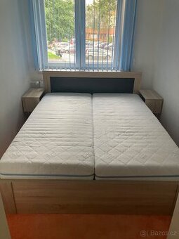 Prodám zánovní manželskou postel s matracemi AEGIS - 1