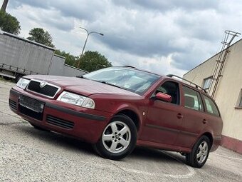 Škoda Octavia 1.6 kombi zavěs