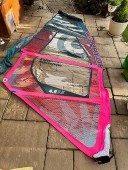 Windsurfingová plachta Neilpryde Combat HD 4,5 m2