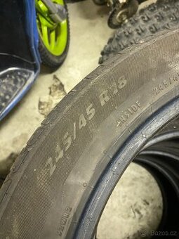 4x letní pneu 245/45 R18 matador