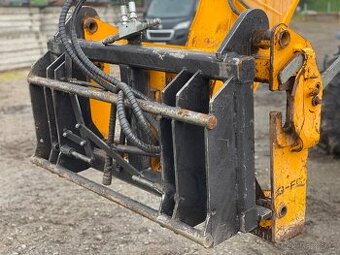 Přechodová deska JCB na nakladač QFIT na euro ram