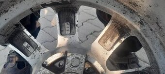 Kola s celoroční pneu - 1