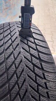 Prodám 2 x zimní pneu Nokian 205/55/16