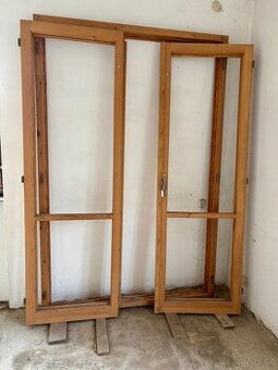 Dvoukřídlé balkónové dveře