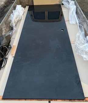 Vrstvené sklo posuvných dveří