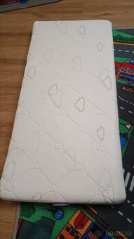 Matrace malá do kolébky Träumeland Brise light 90 x 40 cm.