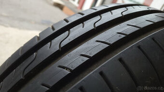 Téměř NOVÉ letní pneu Dunlop 185/60/15, sada
