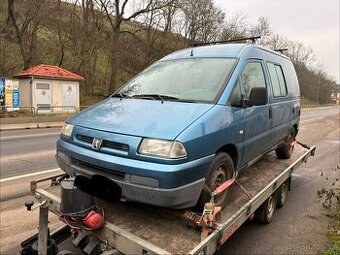 Díly z vozu Peugeot expert 2002 2.0HDI
