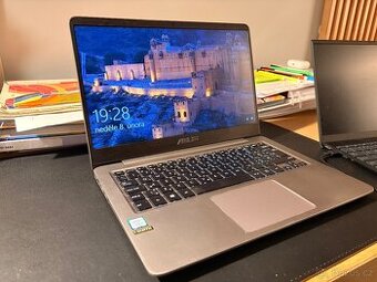 Asus zenbook ux410ua Full HD IPS