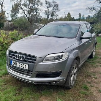 Audi Q7, 4L, r. 2006, 7 míst
