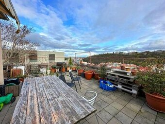 Hledáme spolubydlící, Praha 5 - 1