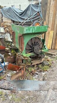 Prodám staré polnohospodářské vybavení