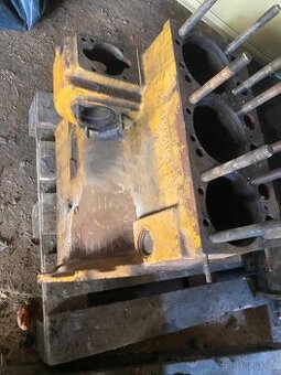 Blok motoru Zetor 5201