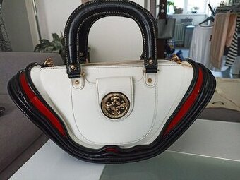 Krásná atraktivní kabelka, nová