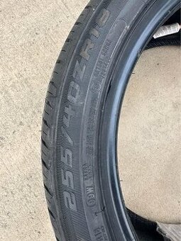 Letní pneu 255/40/18