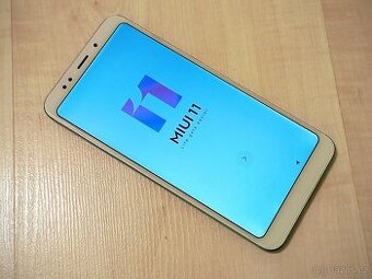 Xiaomi Redmi 5 Plus (64 GB)