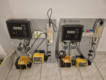 Stanice na úpravu bazénové vody DÁVKOVAČ CHEMIE