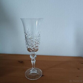 křišťálové sklenice sektové ručně broušené 7ks