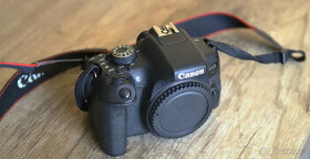 Canon EOS 750D + objektivy a příslušenství