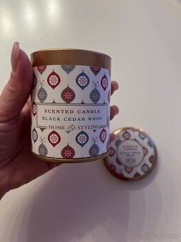 Svíčka v plechovce Scented candle