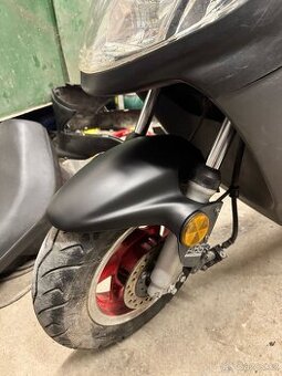 Náhradní díly na skůtr 50ccm