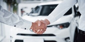 Prodejce Automobilů