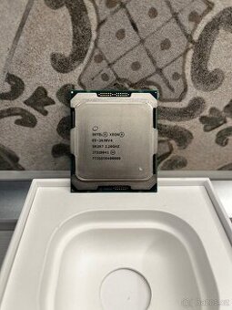 Intel Xeon E5-2630 v4 10C/20T
