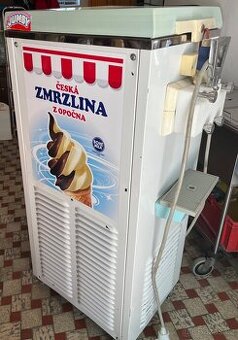 Zmrzlinovy stroj