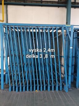 Regálovy zakladac na sklo,plechy