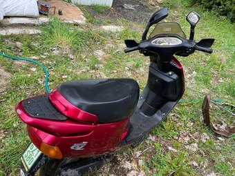 Skútr Aprilia Amico GL – nálezový stav, německé doklady k př