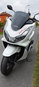 Honda PCX 125 .2022.. najeto 2900km