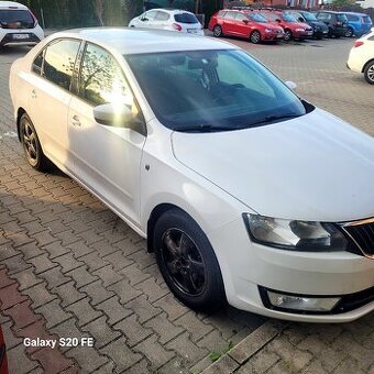 Škoda Rapid r.v 2013 - sedan, možno na splátky bez registru