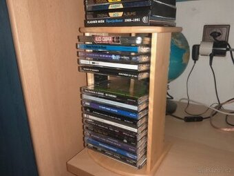stojan na CD - 1