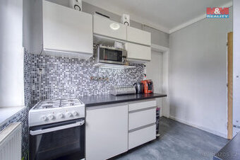 Prodej bytu 3+1, 63 m², Plzeň, ul. Střední - 1