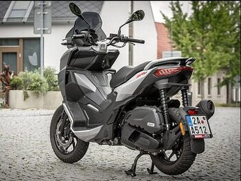 Aprilia SR GT 125